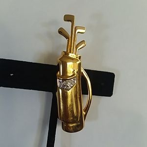 Gold tone golf bag with clubs brooch